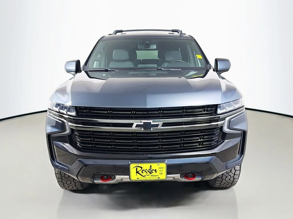 Used 2021 Gray Chevrolet Z71 image 2