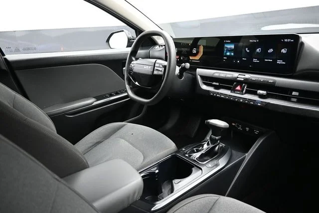 Used 2025 Blue Kia LXS image 12