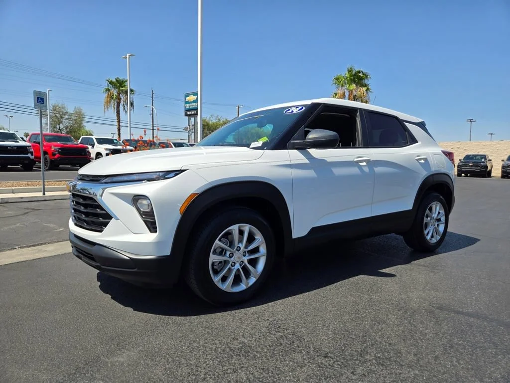 Used 2024 Summit White Chevrolet LS image 2