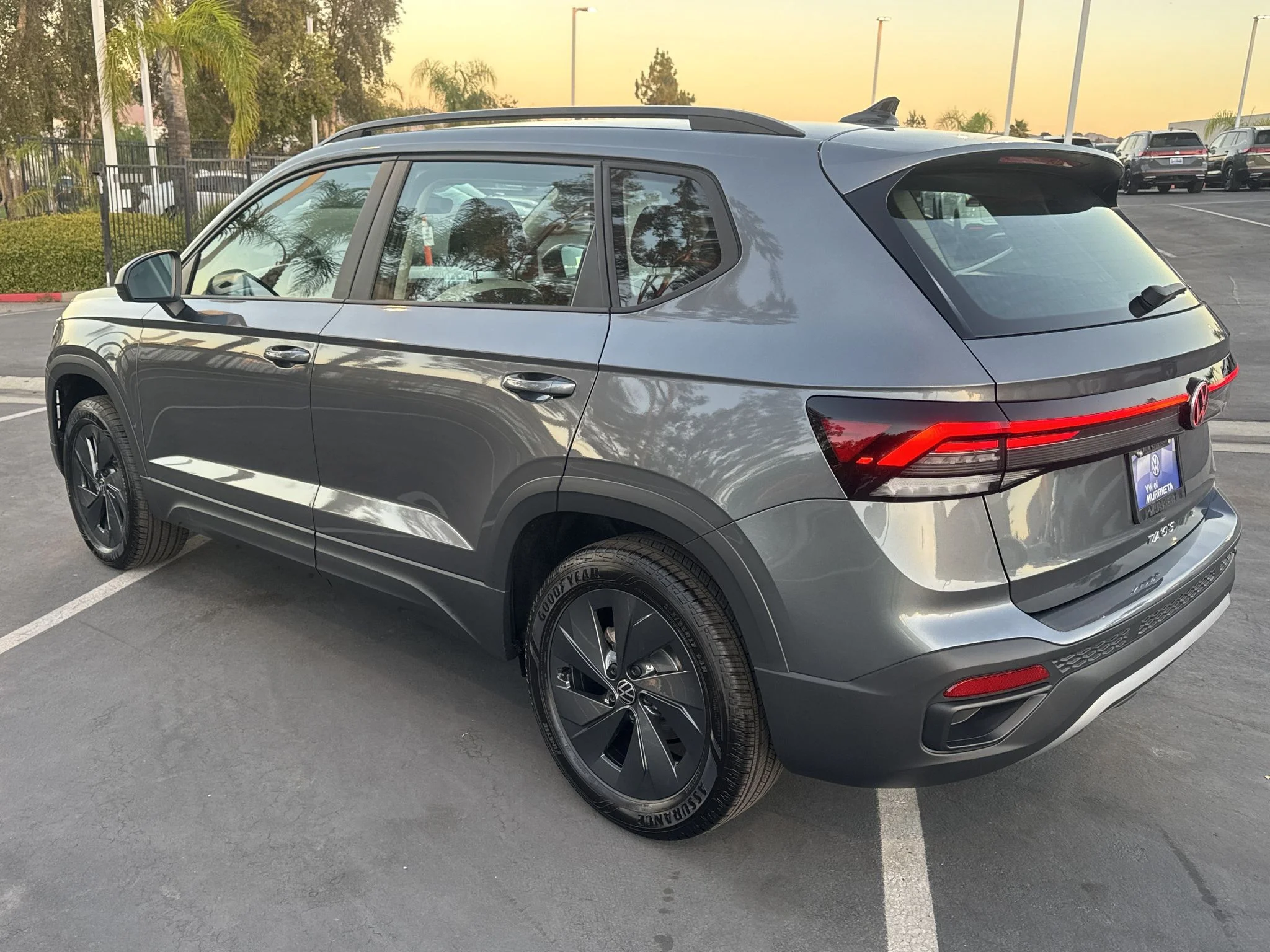 New 2027 Platinum Gray Metallic Volkswagen S image 5