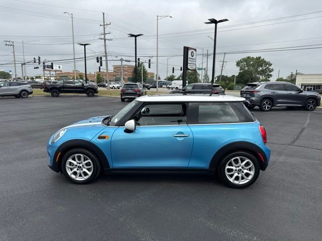 Used 2018 Blue MINI Base image 2