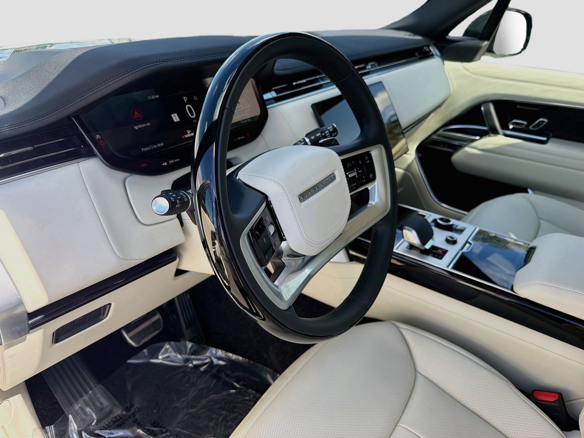 New 2027 Santorini Black LAND ROVER SE image 26