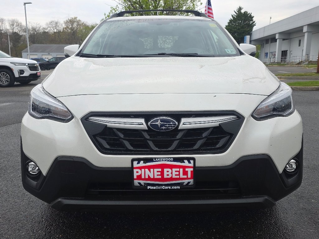 Used 2022 Crystal White Pearl Subaru Limited image 10