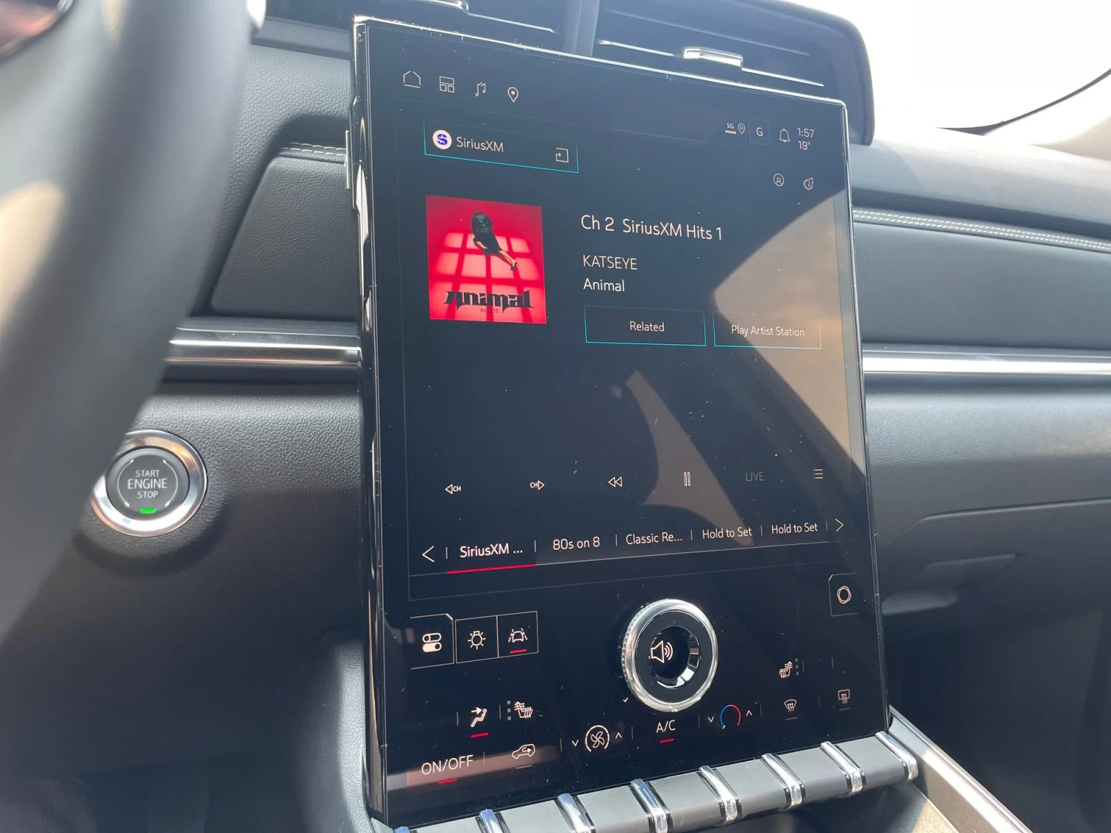 New 2027 Sterling Metallic GMC AWD Elevation image 21