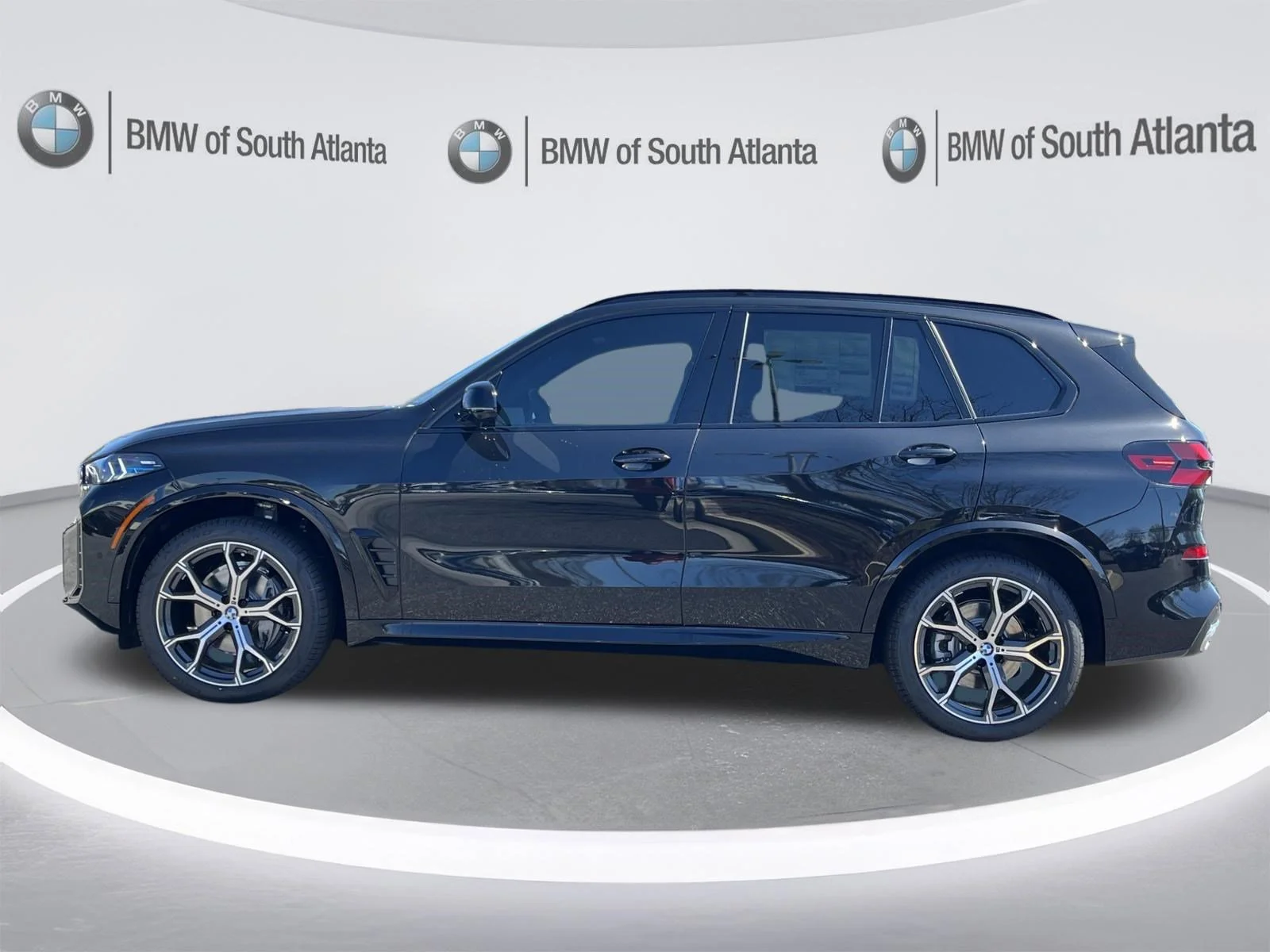 New 2026 Black Sapphire Metallic BMW xDrive40i image 24