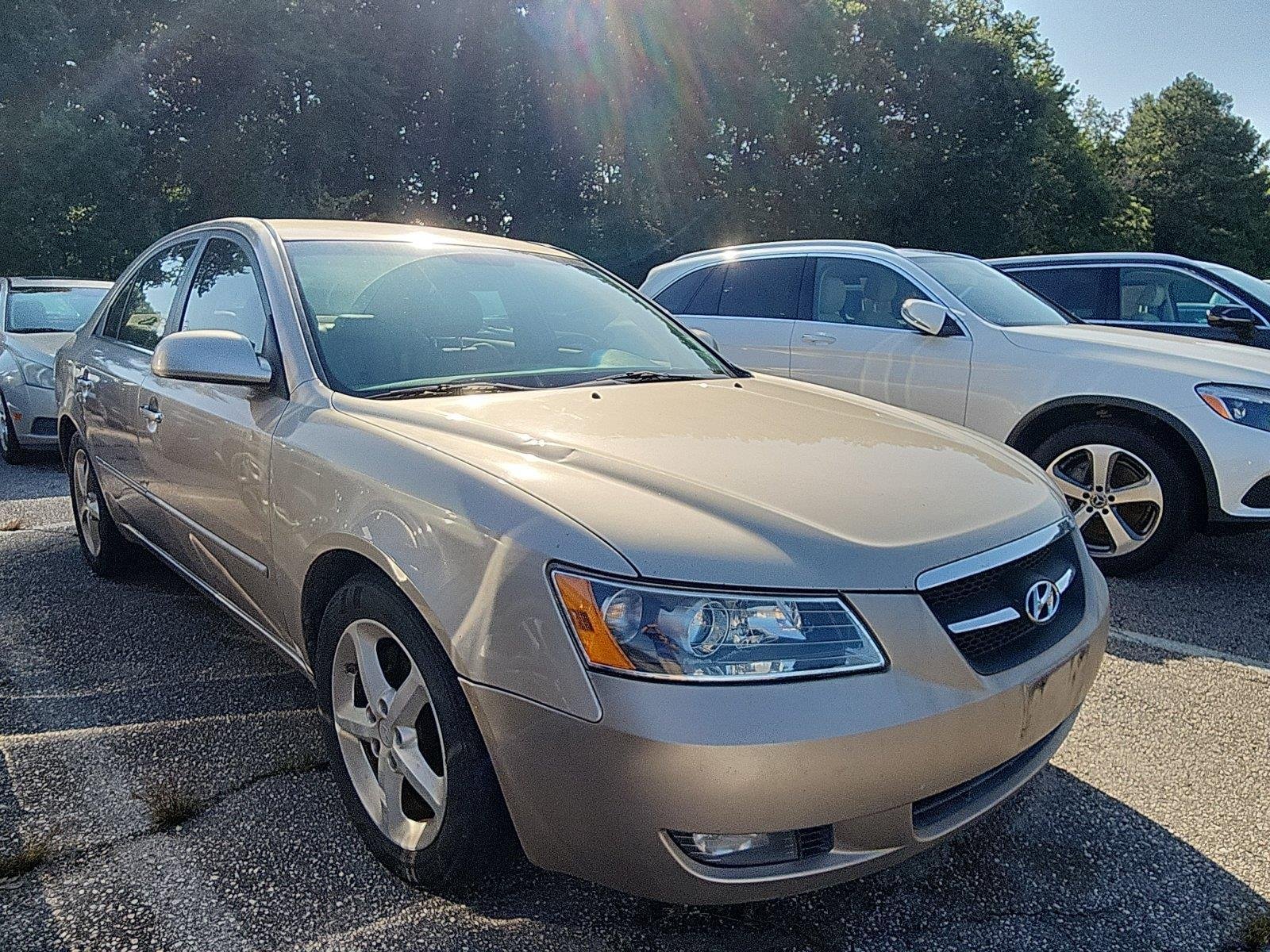 Used 2008  Hyundai SE image 6