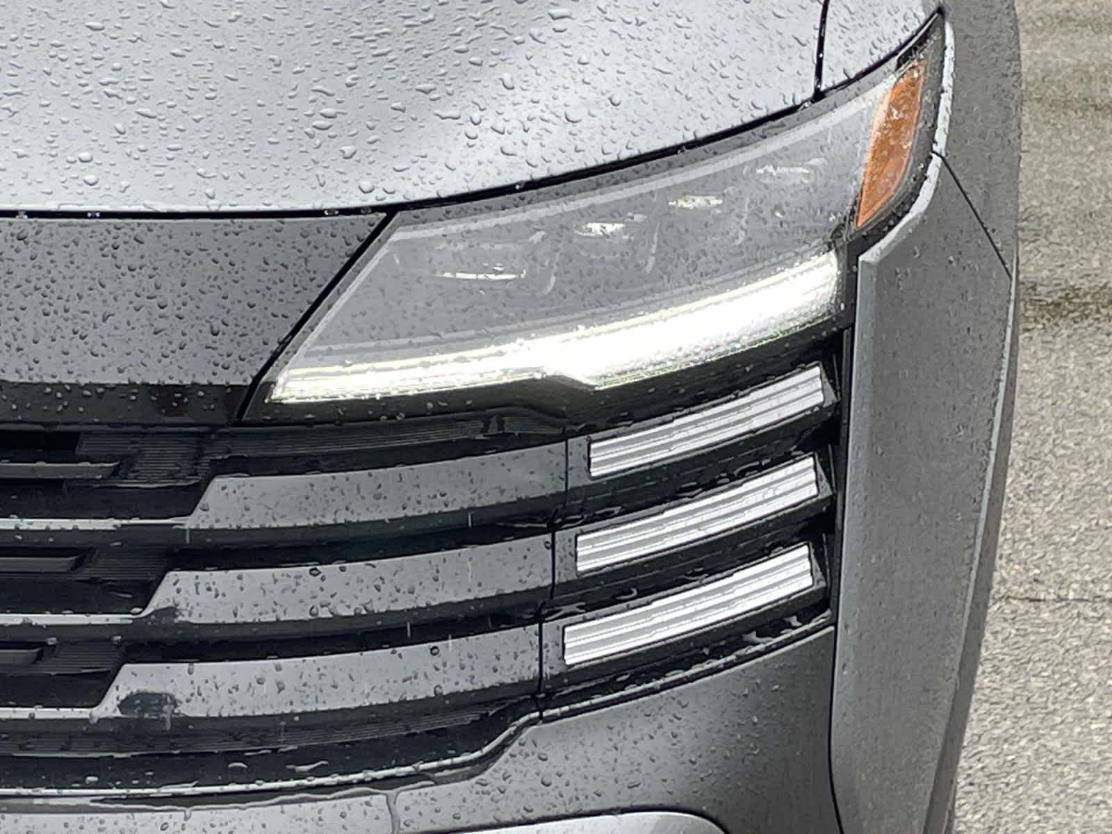 New 2027 Gun Metallic Nissan SV image 13
