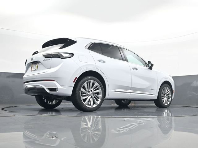New 2026 Iridescent White Tricoat Buick Avenir image 25