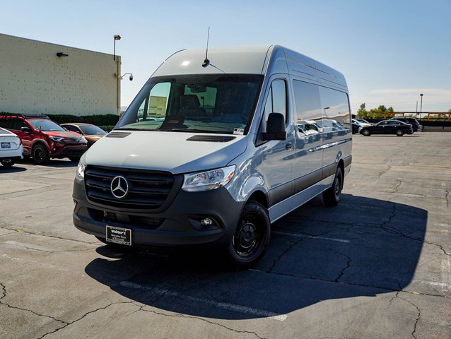 2026 Mercedes-Benz Sprinter Crew Van 2500 High Roof I4 Diesel 170 RWD