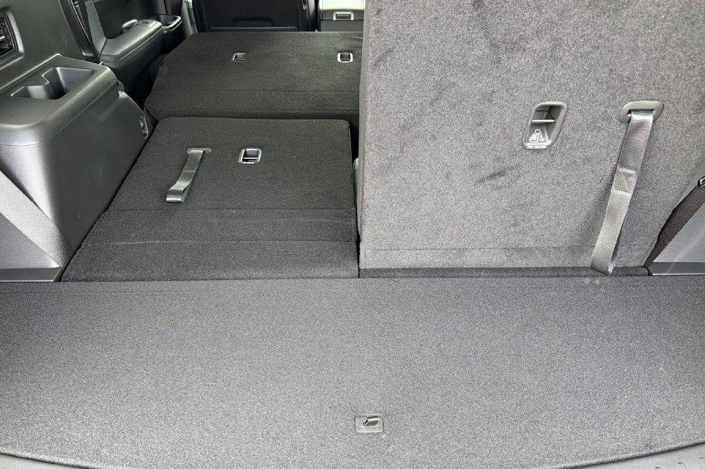 New 2027 Gray Hyundai XRT AWD image 13