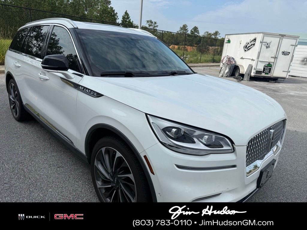 Used 2020 White Lincoln Reserve image 4