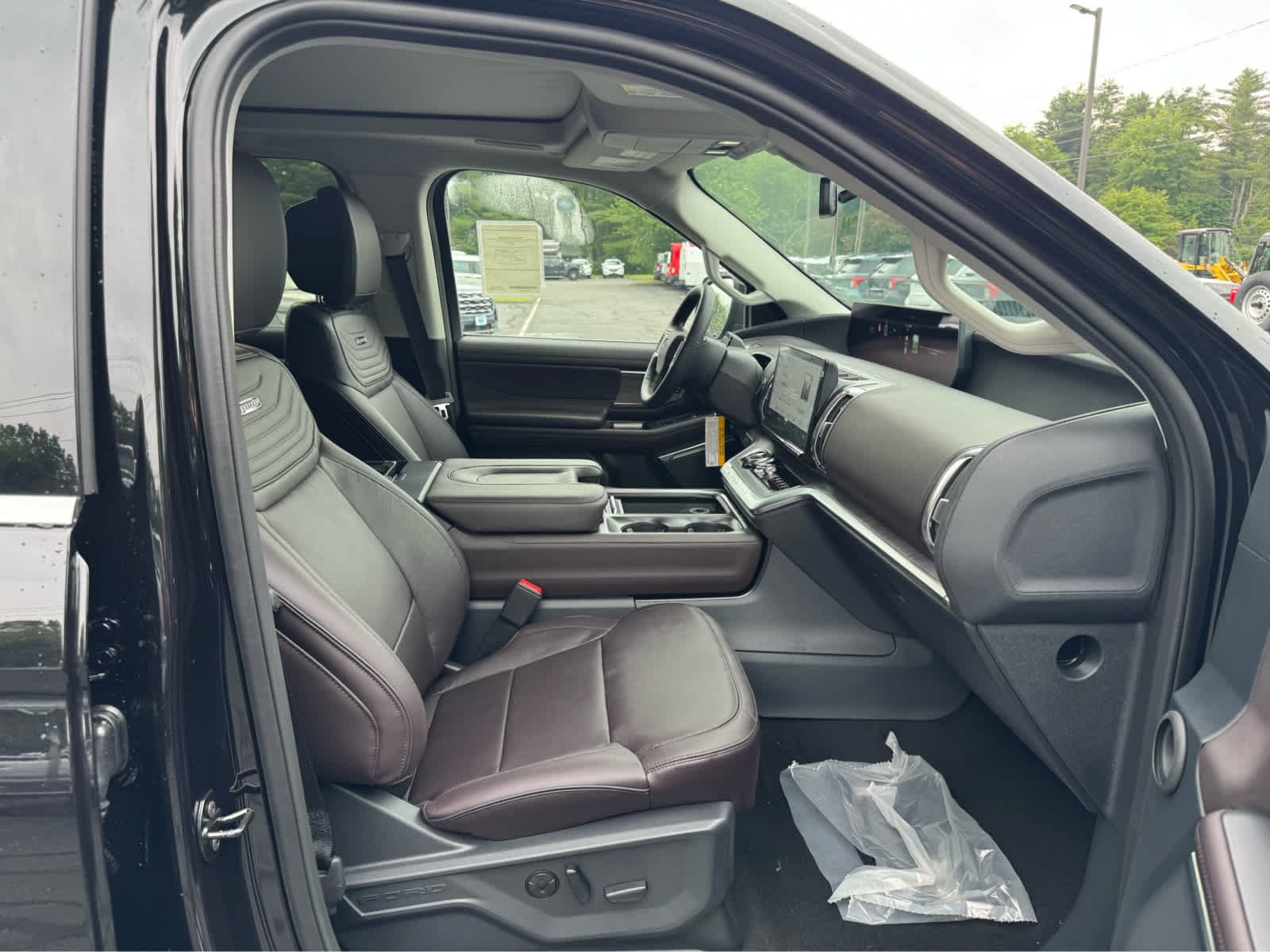 New 2026 Agate Black Metallic Ford Platinum image 14