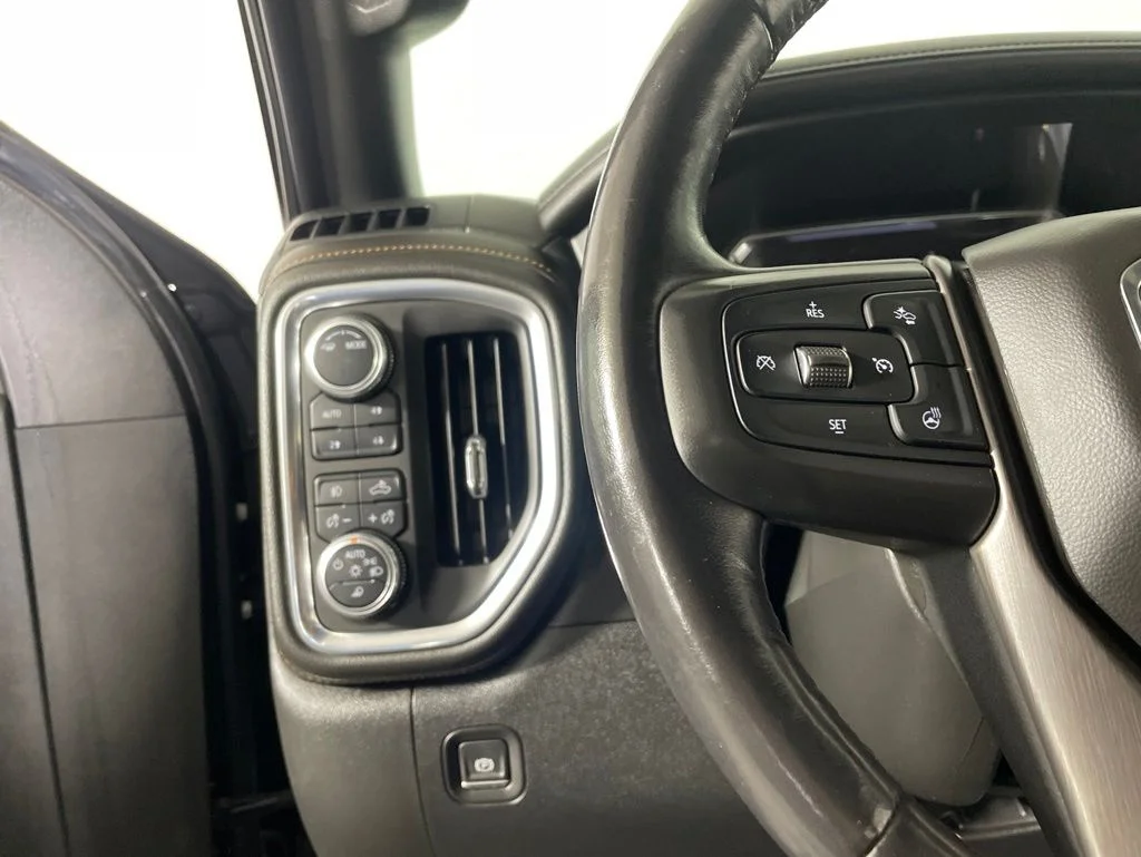 Used 2021 Black GMC AT4 image 14
