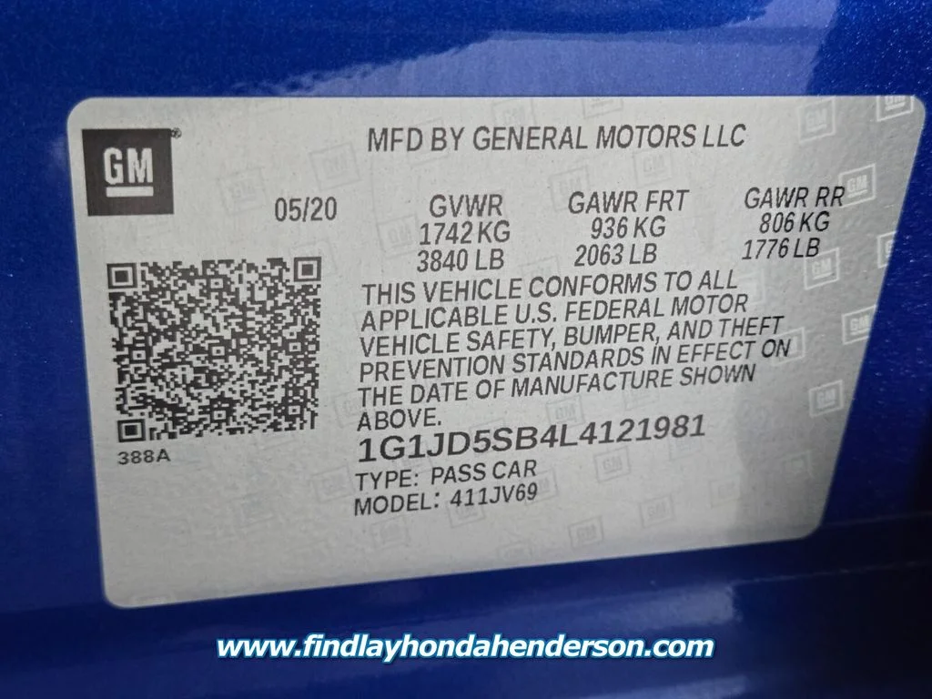 Used 2020 Blue Metallic Chevrolet LT image 13
