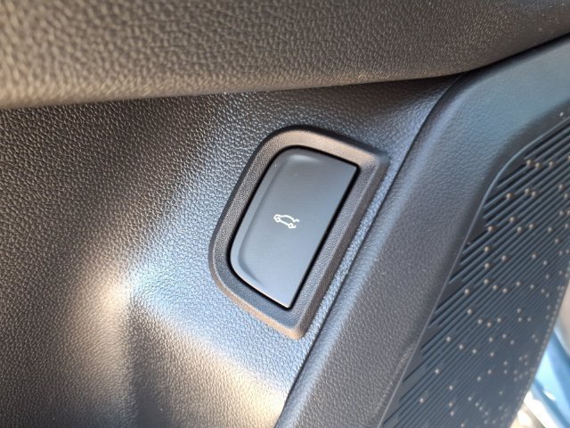 New 2027 Lakeshore Blue Metallic Chevrolet LT image 13