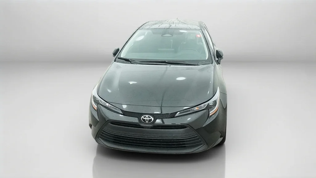 New 2027 Inked Toyota LE image 17