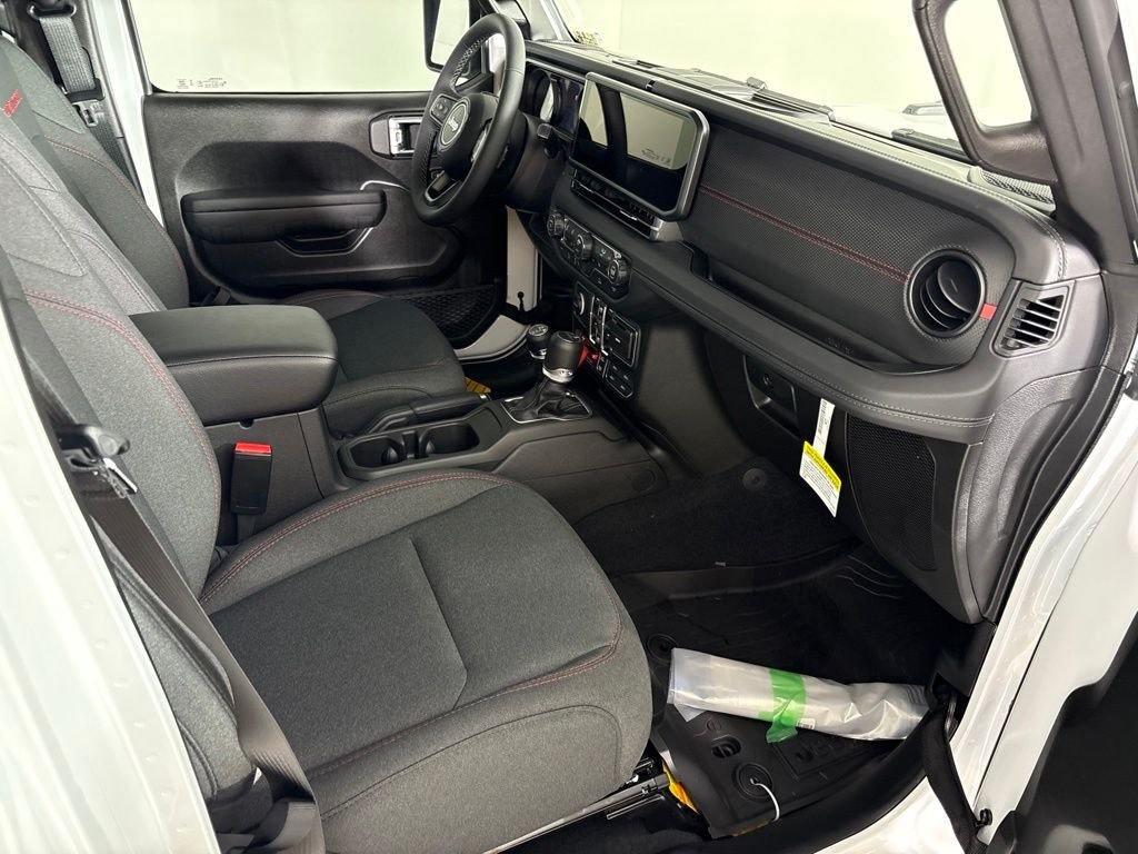 New 2026 Bright White Clearcoat Jeep Rubicon image 19