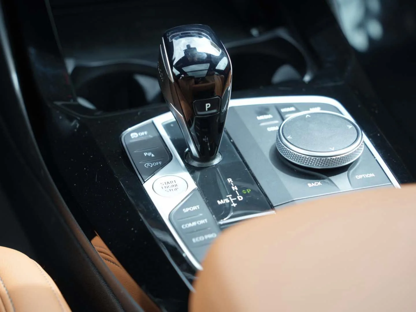 Certified Used 2023 Jet Black BMW sDrive30i Sports Activity Vehicle image 14