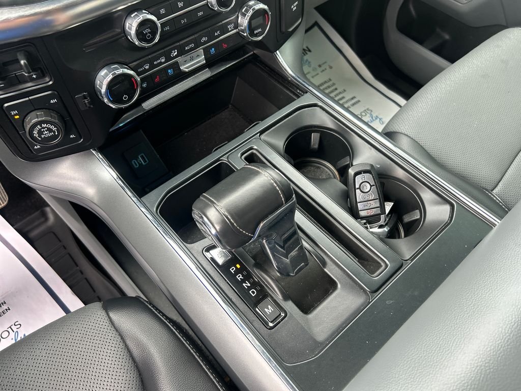 Used 2021 Blue Ford Lariat image 16