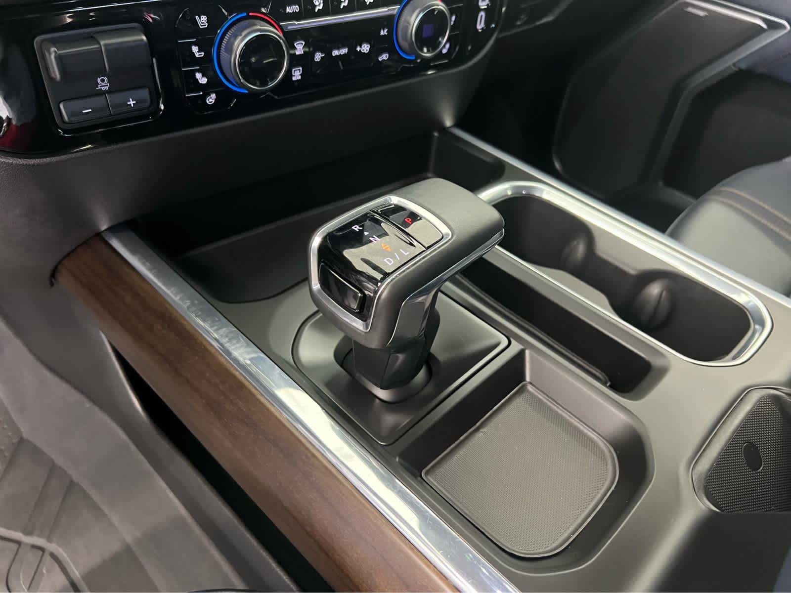2024 Chevrolet Silverado 1500 High Country - Photo 19