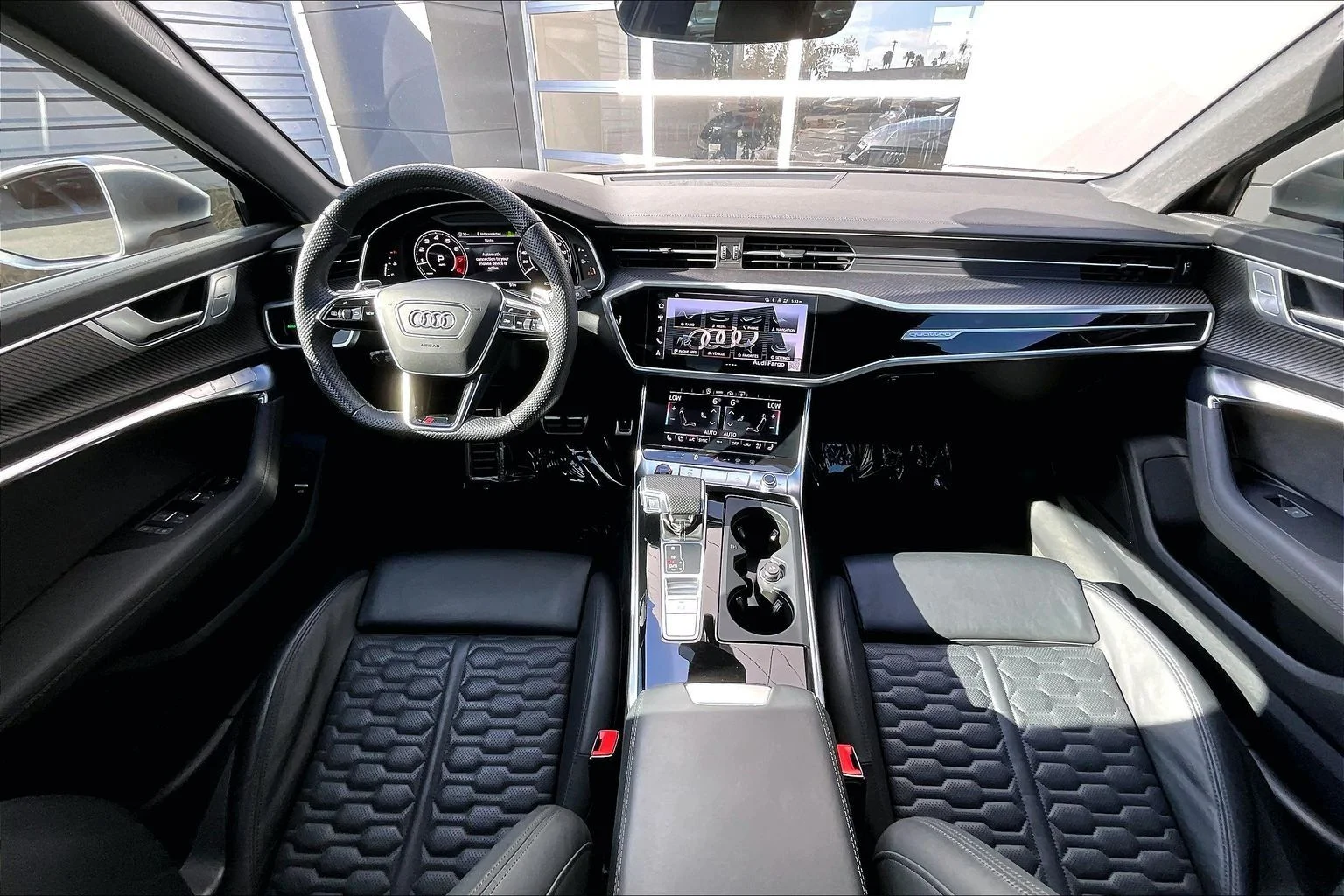 2023 Audi RS 6 Avant Base - Photo 15