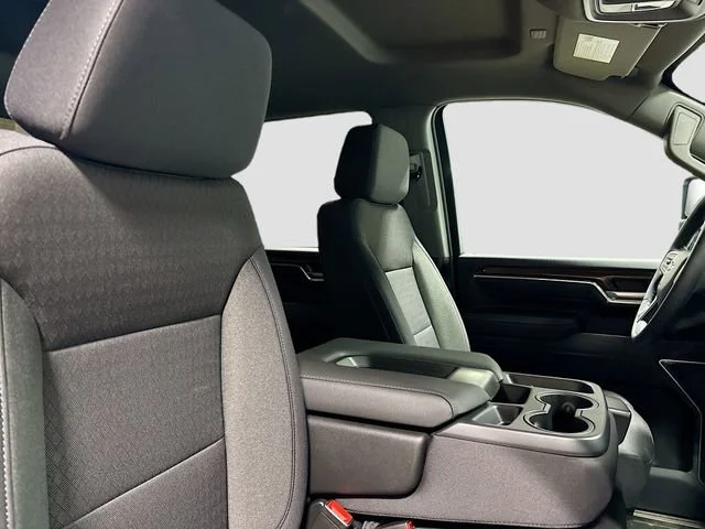 New 2026 Summit White Chevrolet LT image 29