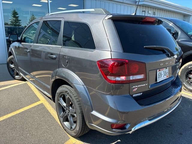 Used 2019 Granite Crystal Metallic Clearcoat Dodge Crossroad image 12