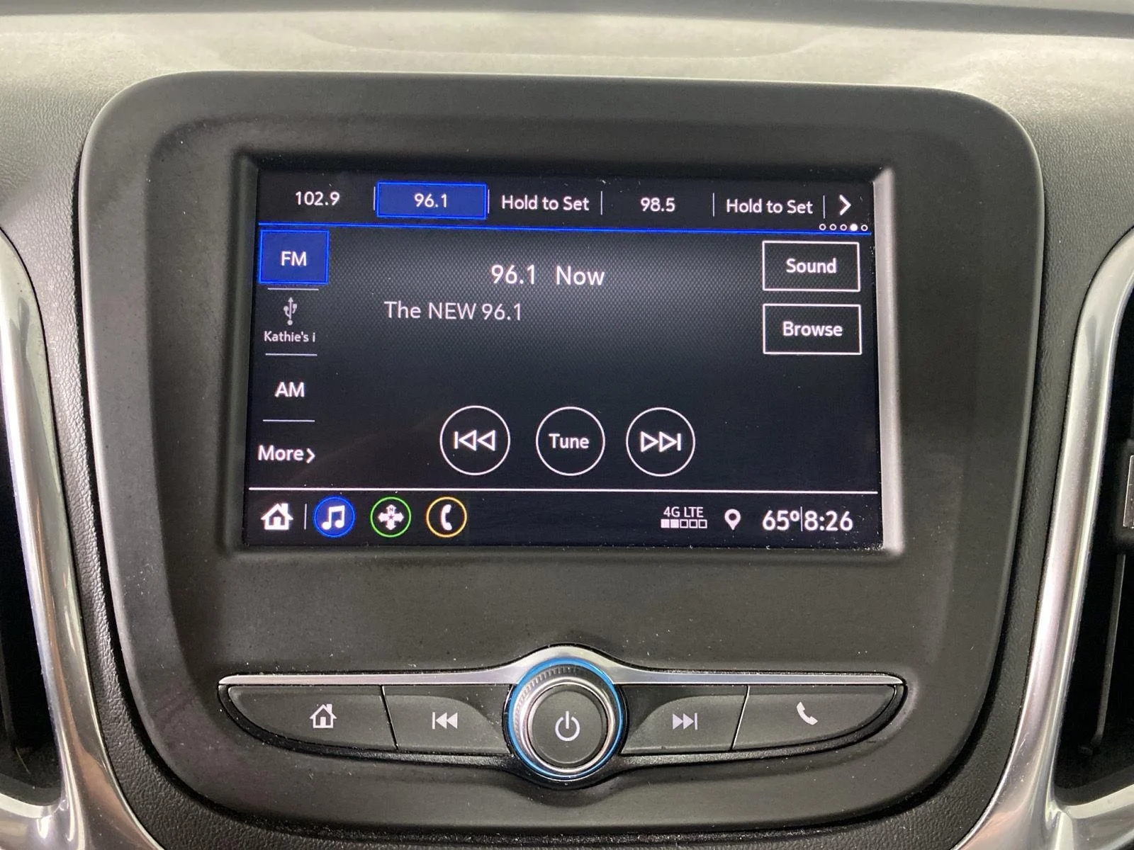 Used 2021 Summit White Chevrolet LT image 17