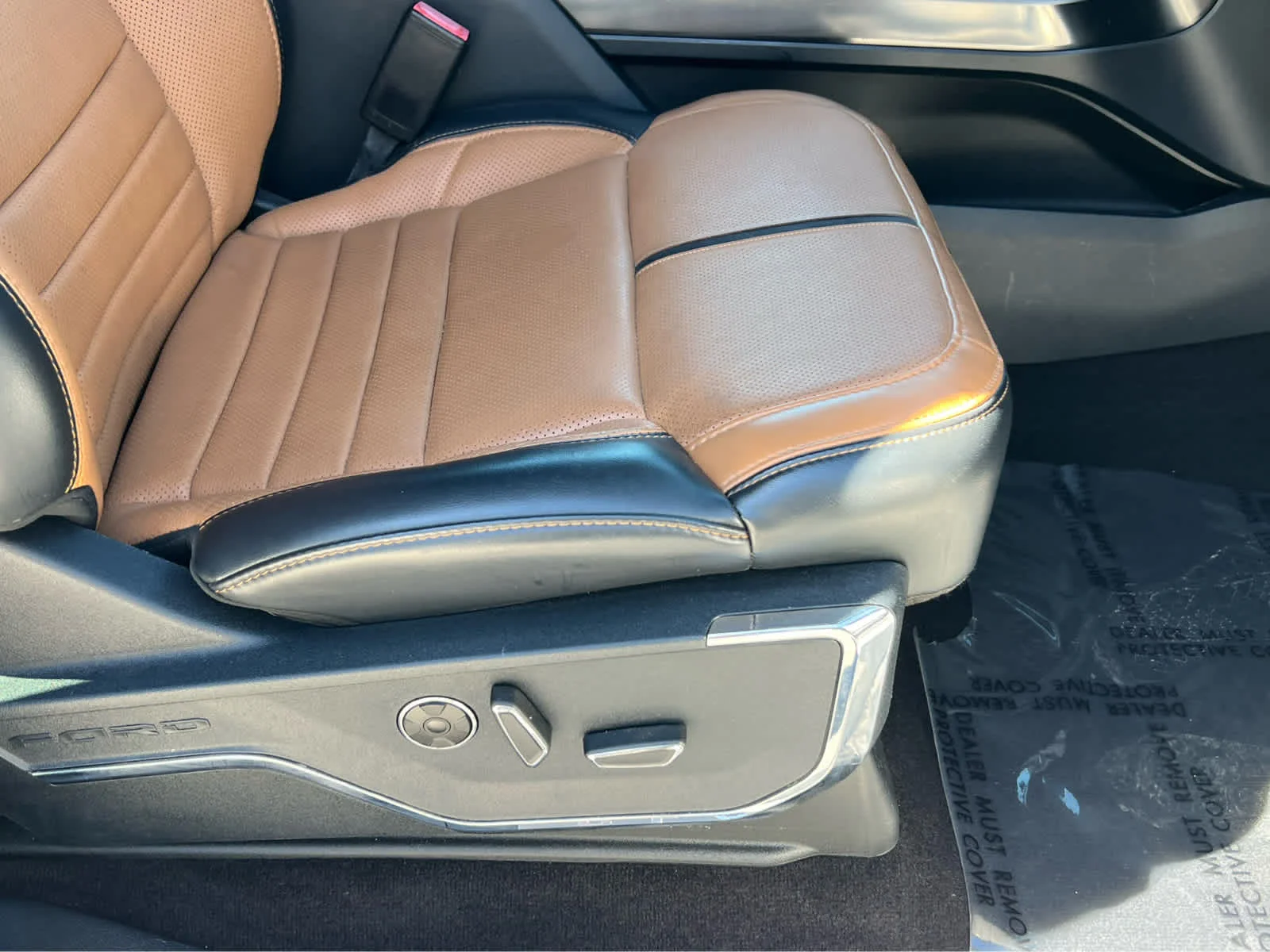Used 2021 Star White Metallic Tri-Coat Ford Platinum image 18