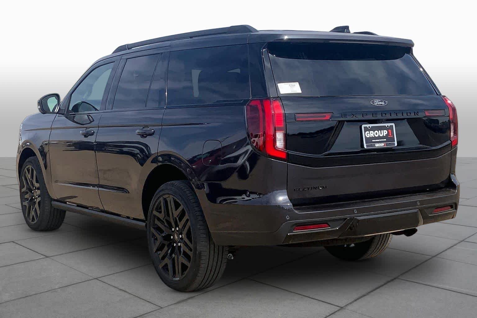 New 2026 Dark Matter Gray Metallic Ford Platinum image 12