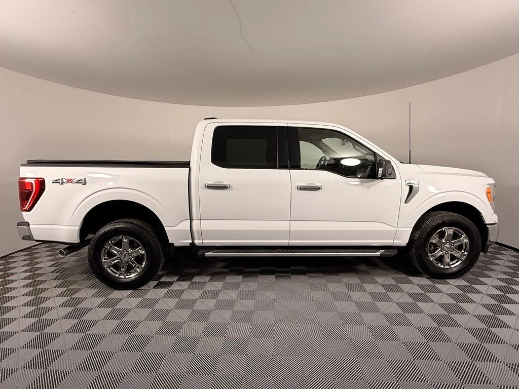 Used 2023 White Ford XLT image 7