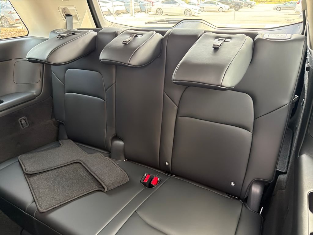 New 2026 Nissan Pathfinder SL 4D Sport Utility