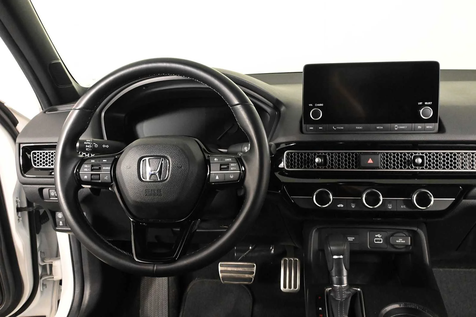 Used 2024 Platinum White Pearl Honda Sport image 3
