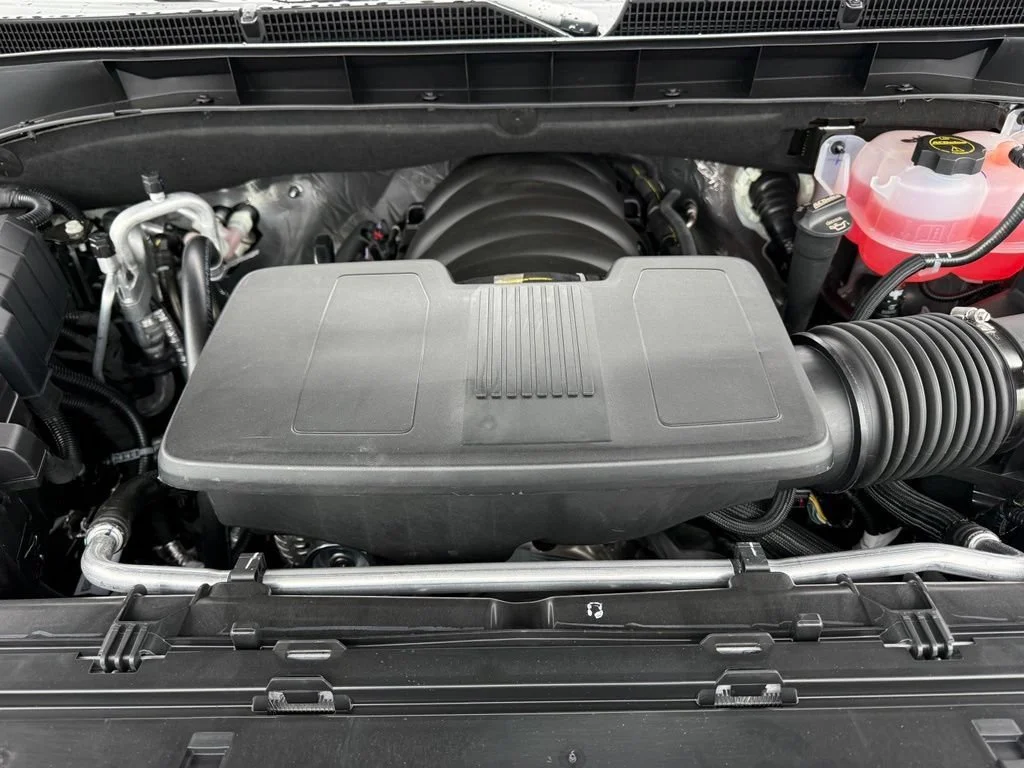 New 2026 Glacier White Tricoat GMC Denali Ultimate image 38