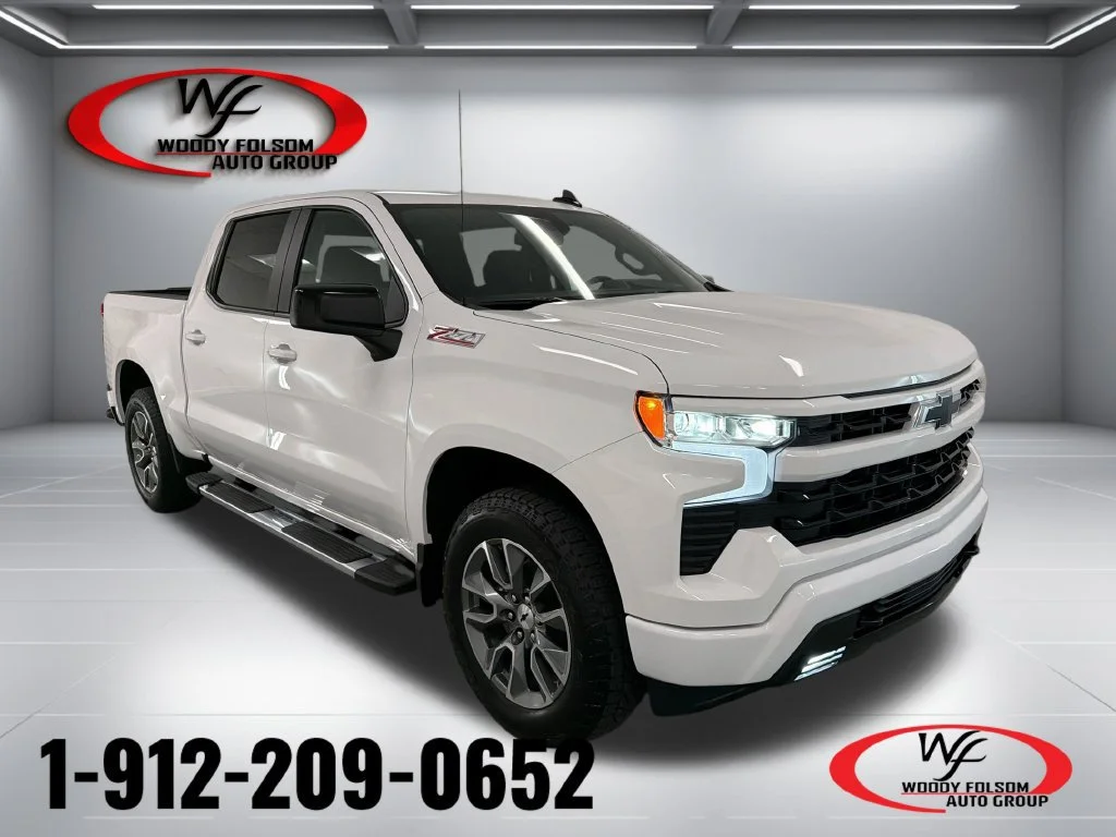 New 2026 Summit White Chevrolet RST image 1