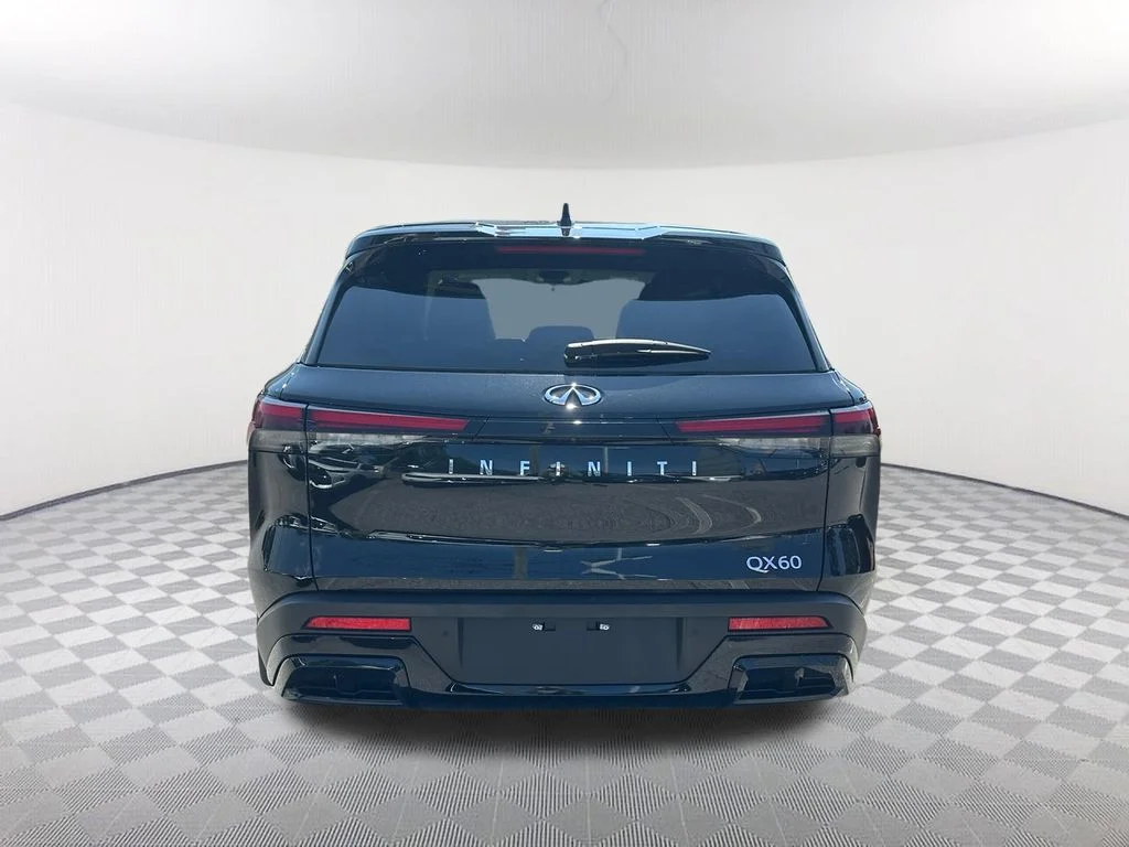 Used 2024 Black INFINITI PURE image 6