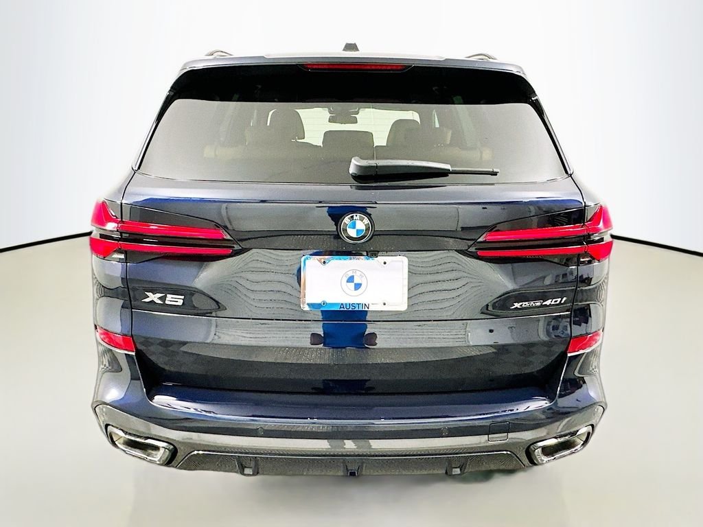 New 2026 Carbon Black Metallic BMW xDrive40i image 6