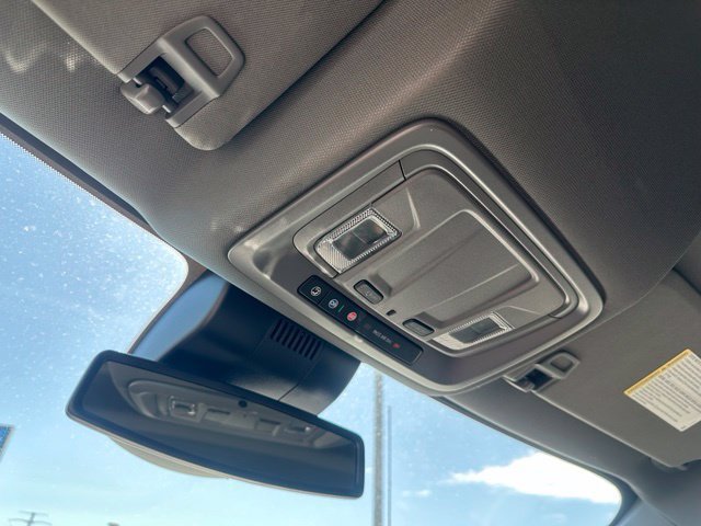 2025 GMC Sierra 1500 SLT - Photo 27