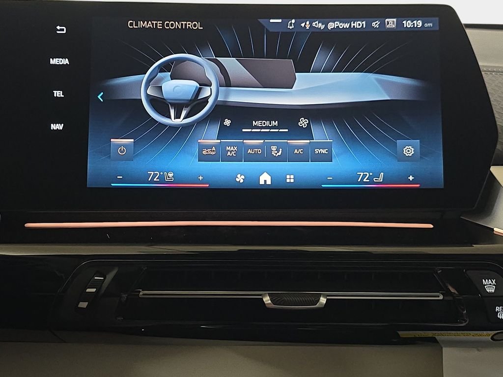 New 2026 Black Sapphire Metallic BMW xDrive28i image 18
