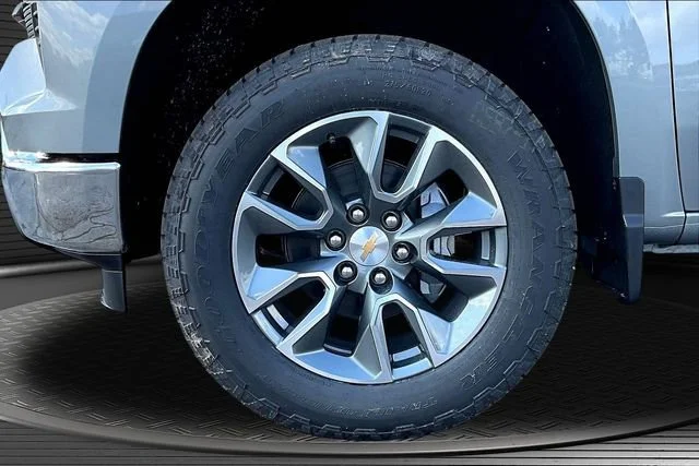 2026 Chevrolet Silverado 1500 LT - Photo 13