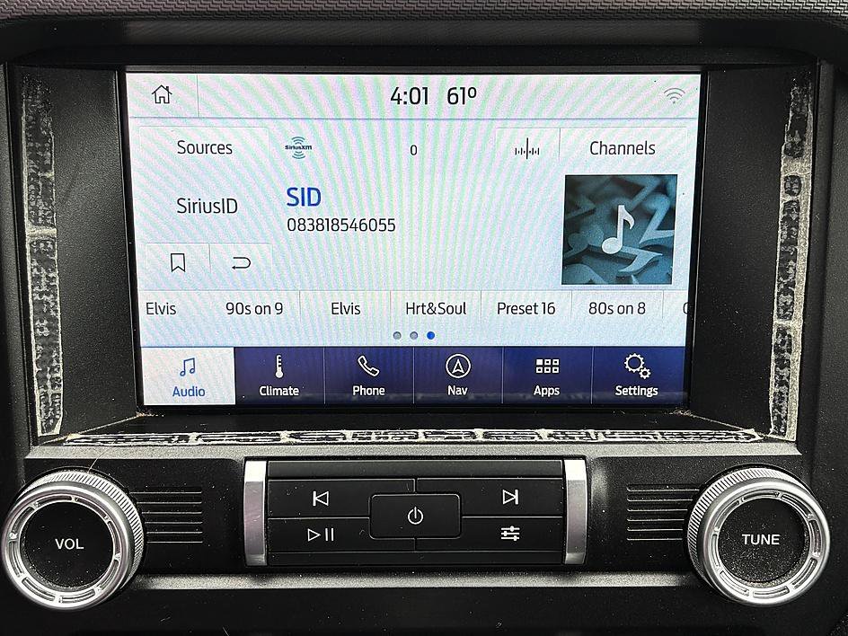 Used 2019 Magnetic Ford GT Premium image 19
