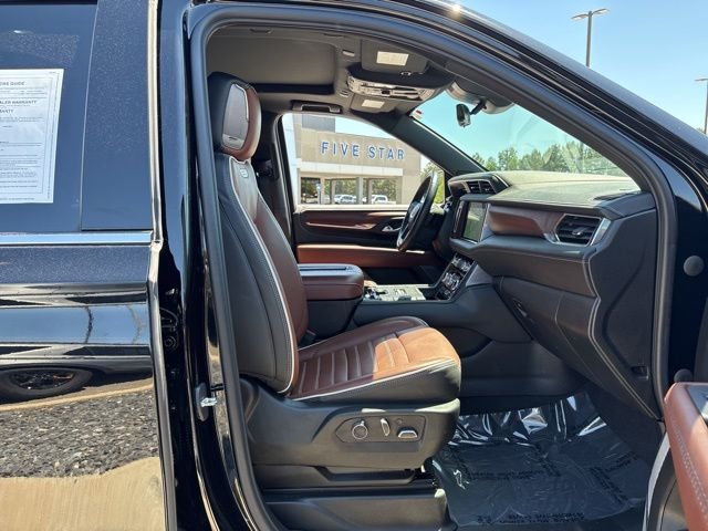 Used 2023 Black GMC Denali Ultimate image 20