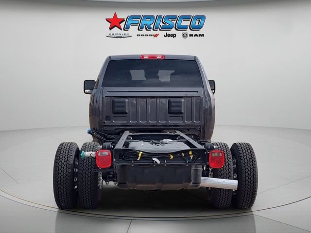 New 2025 Granite Crystal Metallic Clearcoat RAM Tradesman image 8