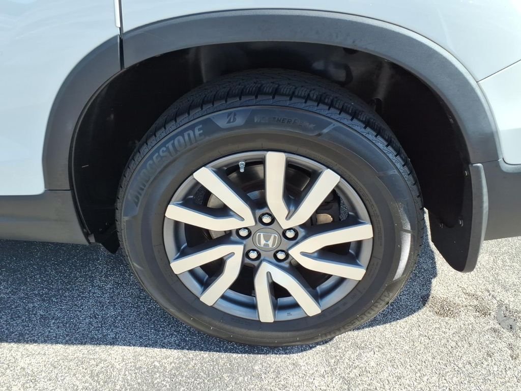 Used 2020 Silver Honda EX-L image 9