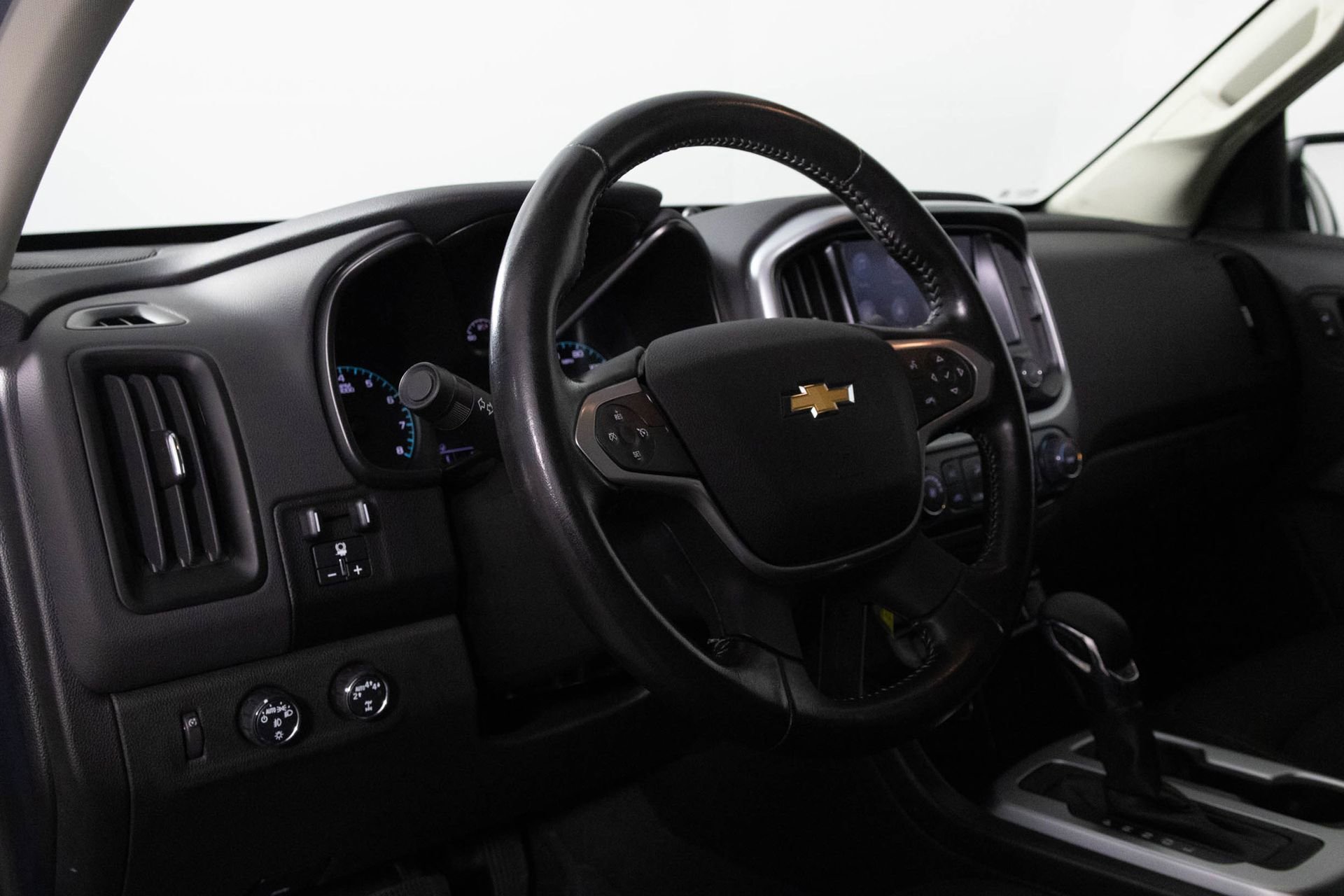 2022 CHEVROLET COLORADO - Image 4