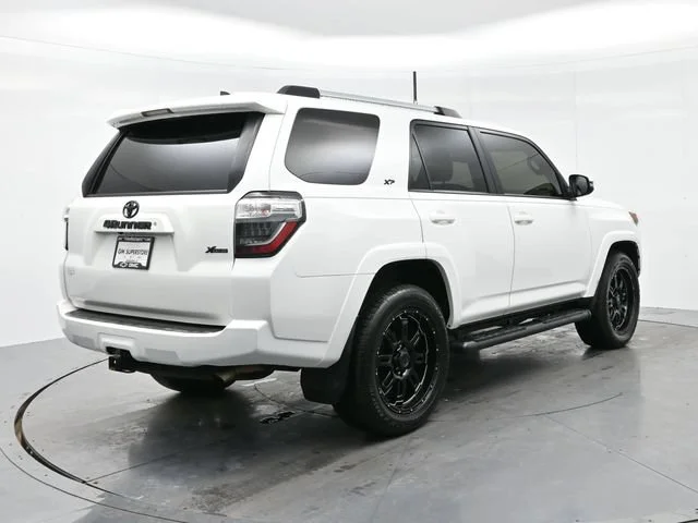 Used 2019 Super White Toyota SR5 image 7
