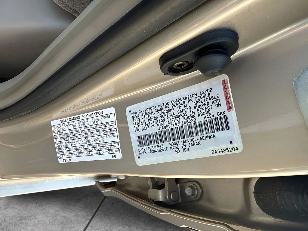 Used 2003 Beige Toyota LE image 24