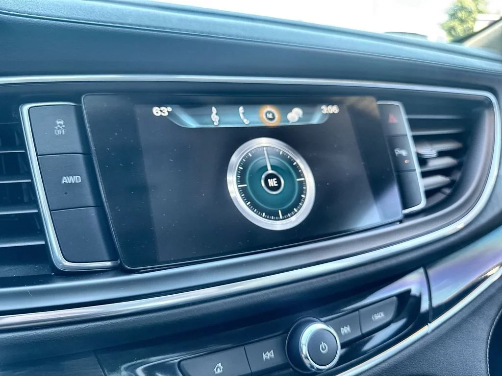 Used 2019 SATIN STEEL METALLIC Chevrolet RS image 18