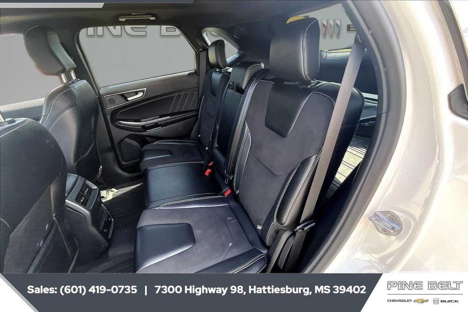 Used 2024 Star White Metallic Tri-Coat Ford ST image 19
