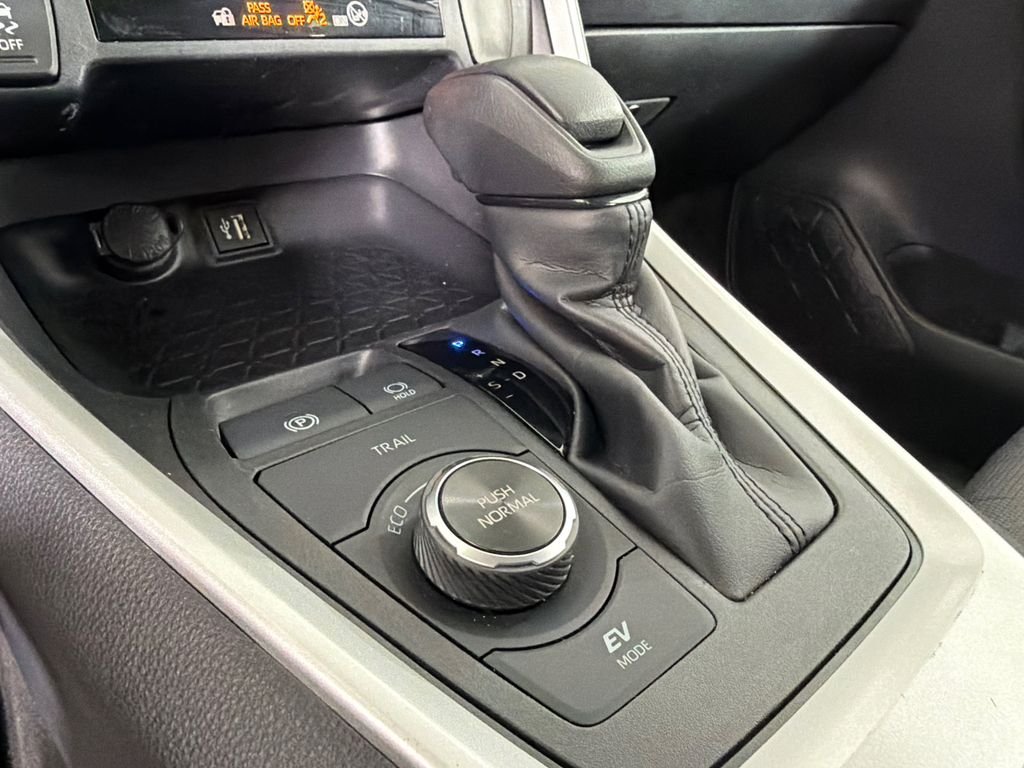 Certified Used 2024 White Toyota XLE image 30